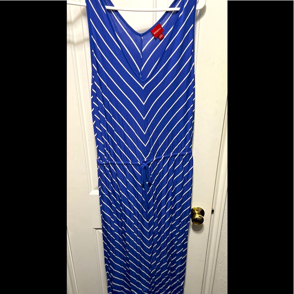 Long maxi dress.